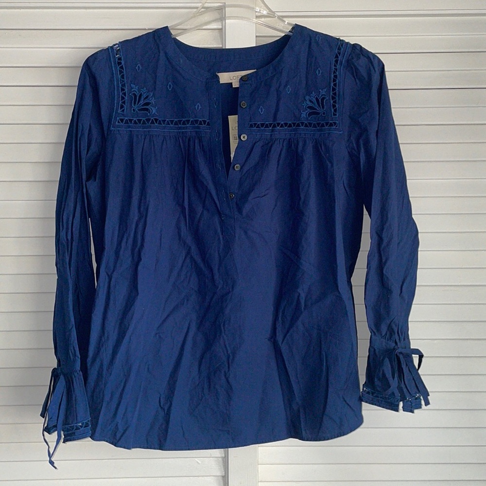 Ann Taylor LOFT navy blue shirt, size large petite (LP)
